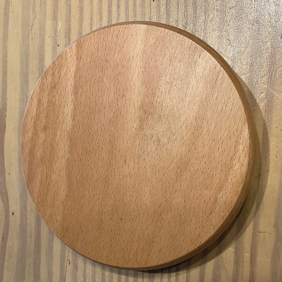 Portmeirion 8 1/2” Butterfly Canister w/ Cover - Picture 7 of 8